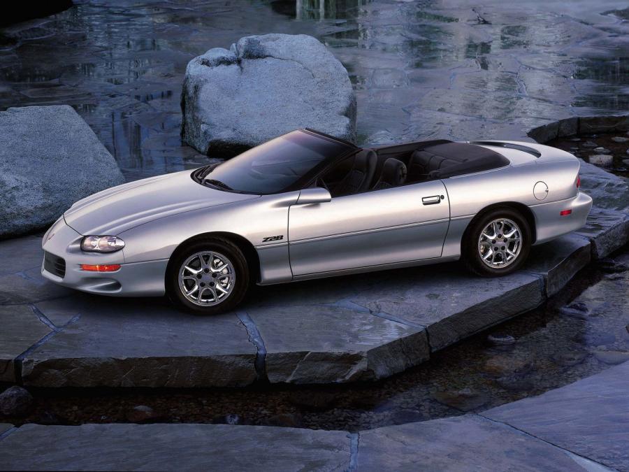  Chevrolet Camaro Z28 Convertible 1998 года  (фото 12 из 12)